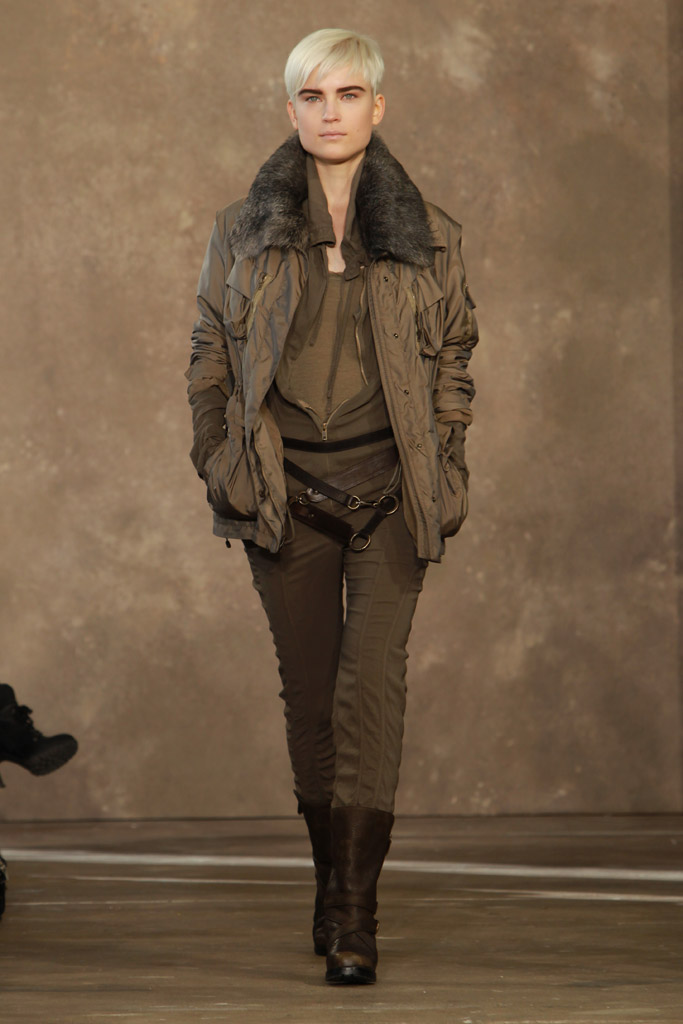 Donna Karan 2011ϵиͼƬ