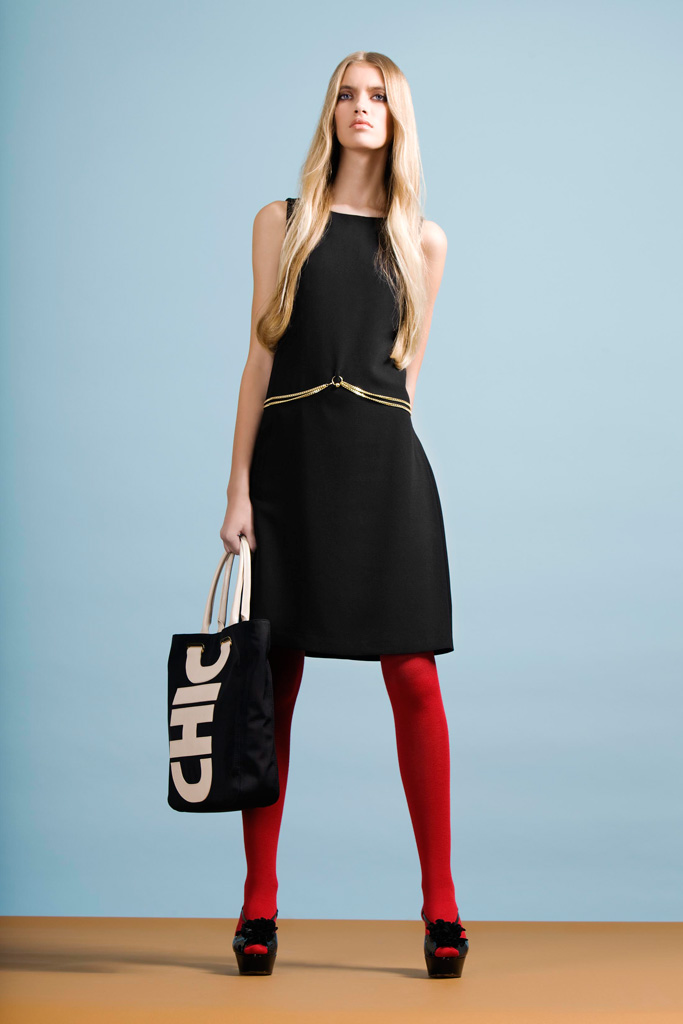 Moschino Cheap & Chic 2011 ϵиͼƬ