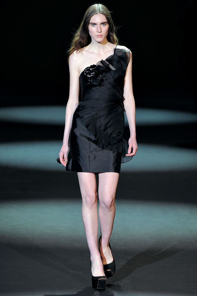 Christian Siriano 2011 ﶬ¸ͼƬ