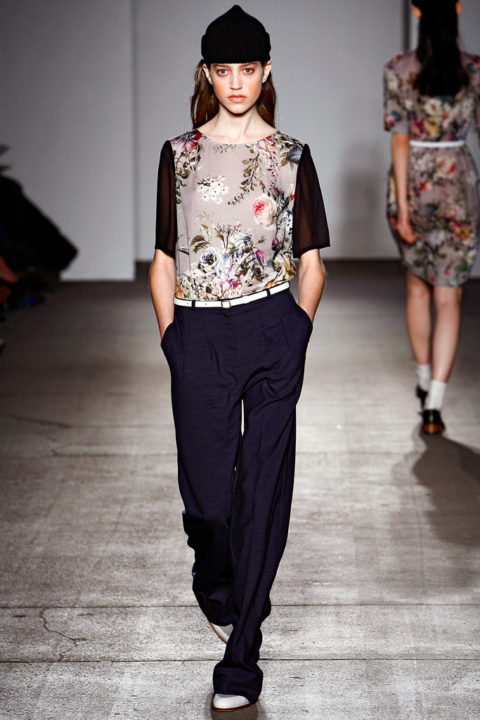 Karen Walker 2011  ﶬ¸ͼƬ