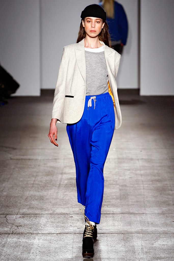 Karen Walker 2011  ﶬ¸ͼƬ