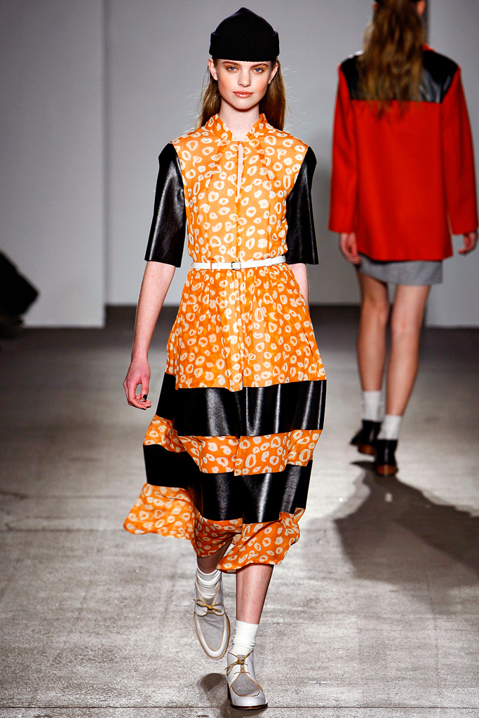 Karen Walker 2011  ﶬ¸ͼƬ