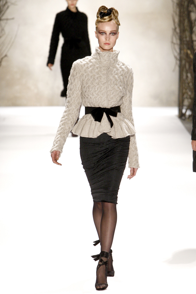 Monique Lhuillier 2011 ﶬ¸ͼƬ