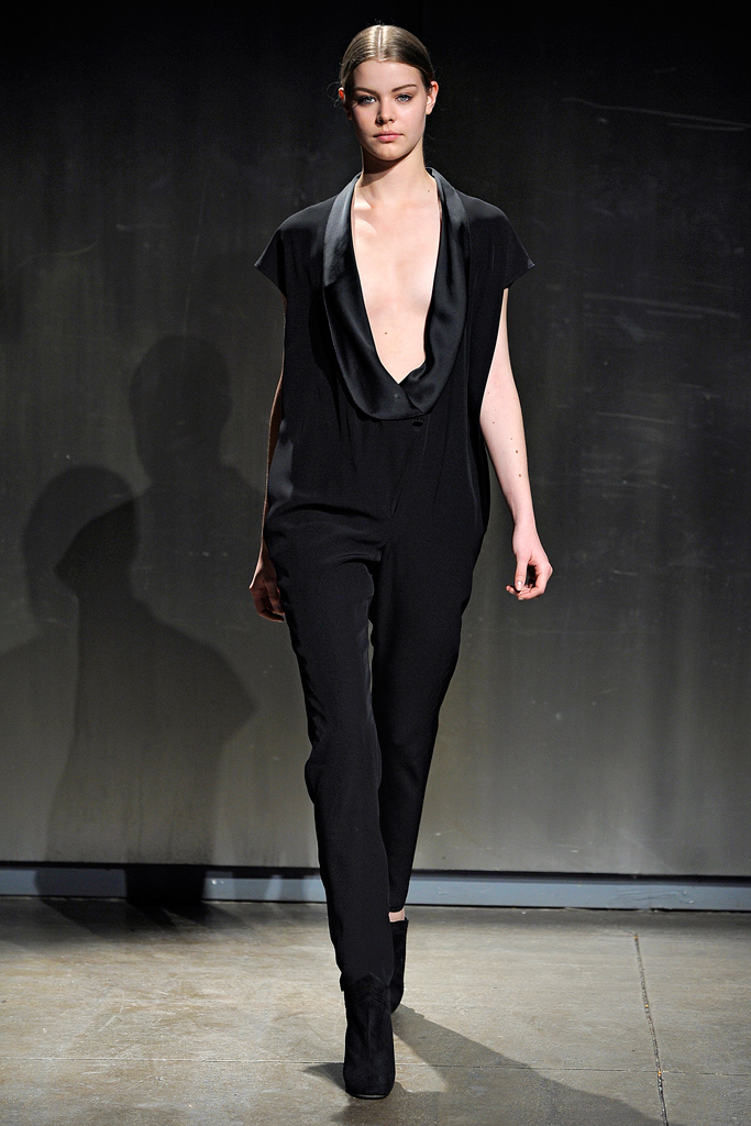 Halston  2011 ﶬ¸ͼƬ