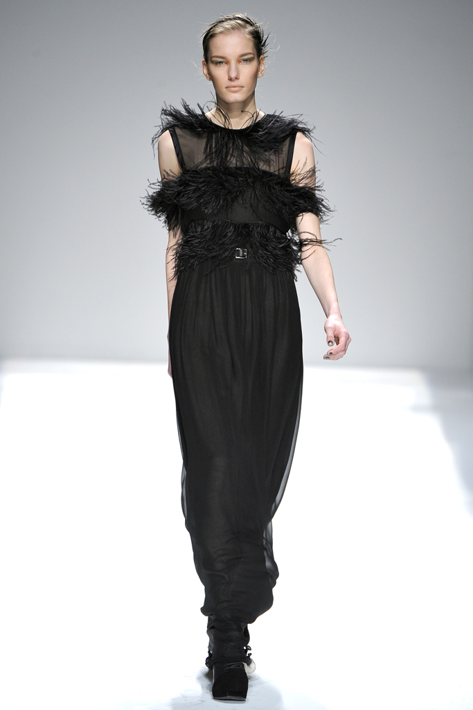 Yigal Azrouel  2011 ﶬ¸ͼƬ