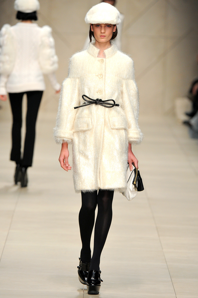 Burberry Prorsum 2011ﶬ¸ͼƬ