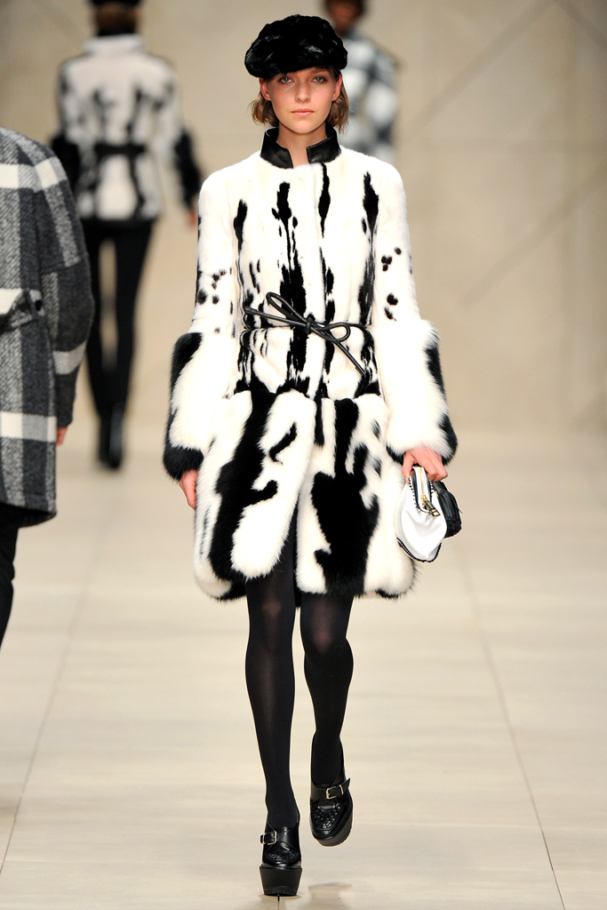 Burberry Prorsum 2011ﶬ¸ͼƬ