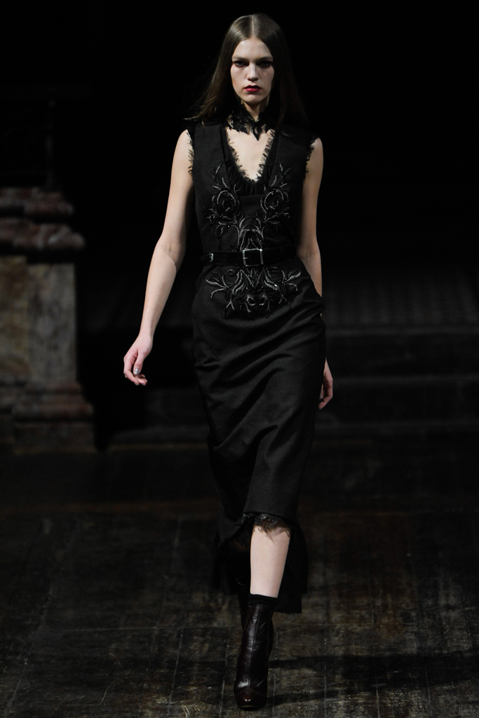 Julien Macdonald 2011ﶬ¸ͼƬ