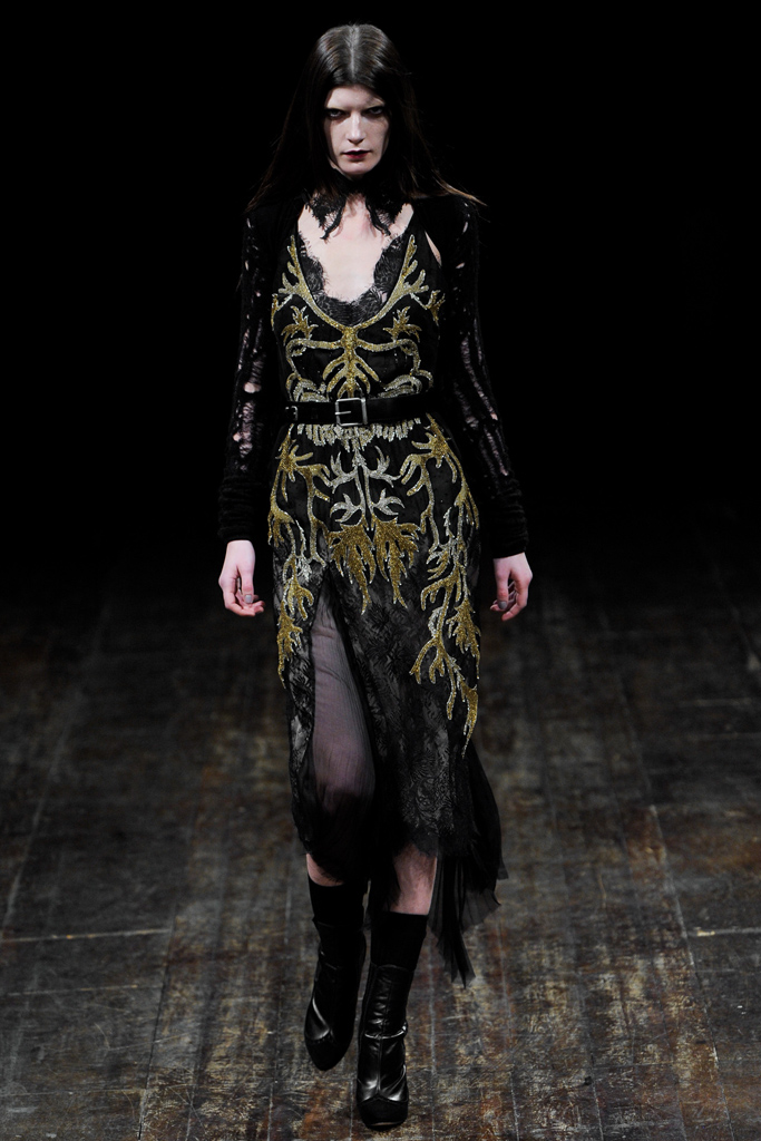 Julien Macdonald 2011ﶬ¸ͼƬ