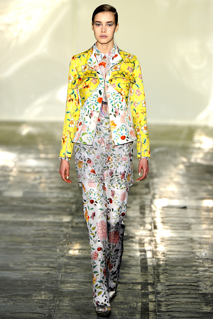 Mary Katrantzou 2011ﶬ¸ͼƬ