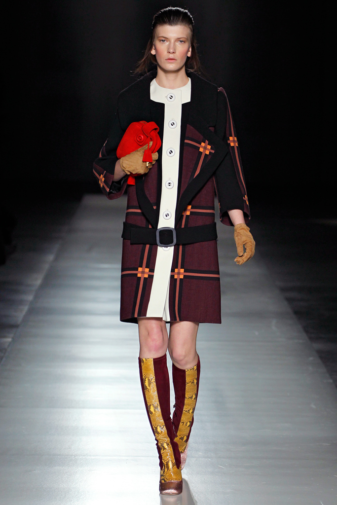 Prada 2011ﶬ¸ͼƬ