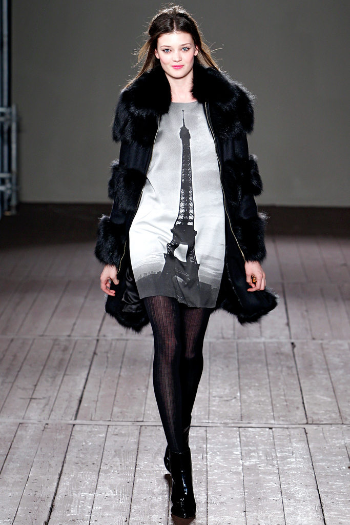 Moschino Cheap And Chic 2011ﶬ¸ͼƬ