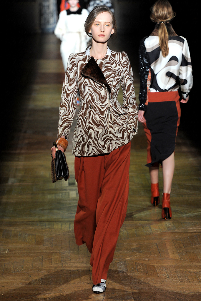 Dries Van Noten 2011ﶬ¸ͼƬ