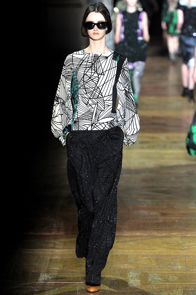 Dries Van Noten 2011ﶬ¸ͼƬ