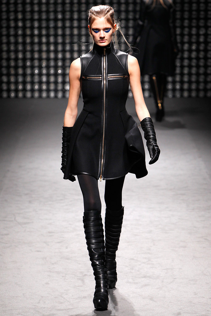 Gareth Pugh 2011ﶬ¸ͼƬ