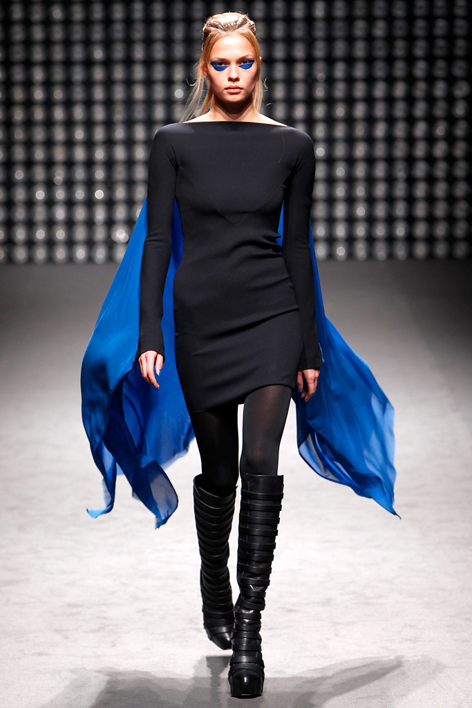 Gareth Pugh 2011ﶬ¸ͼƬ