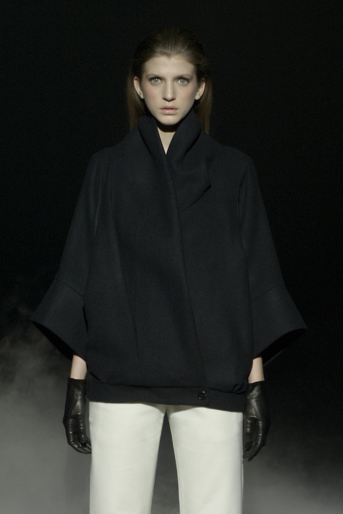 Hussein Chalayan 2011秋冬成衣