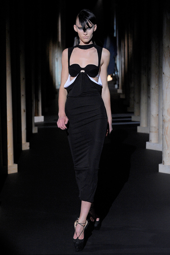 Mugler 2011ﶬ¸ͼƬ