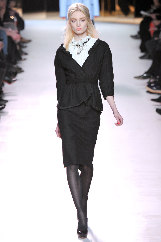 Nina Ricci 2011ﶬ¸ͼƬ