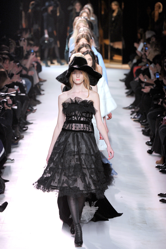 Nina Ricci 2011ﶬ¸ͼƬ