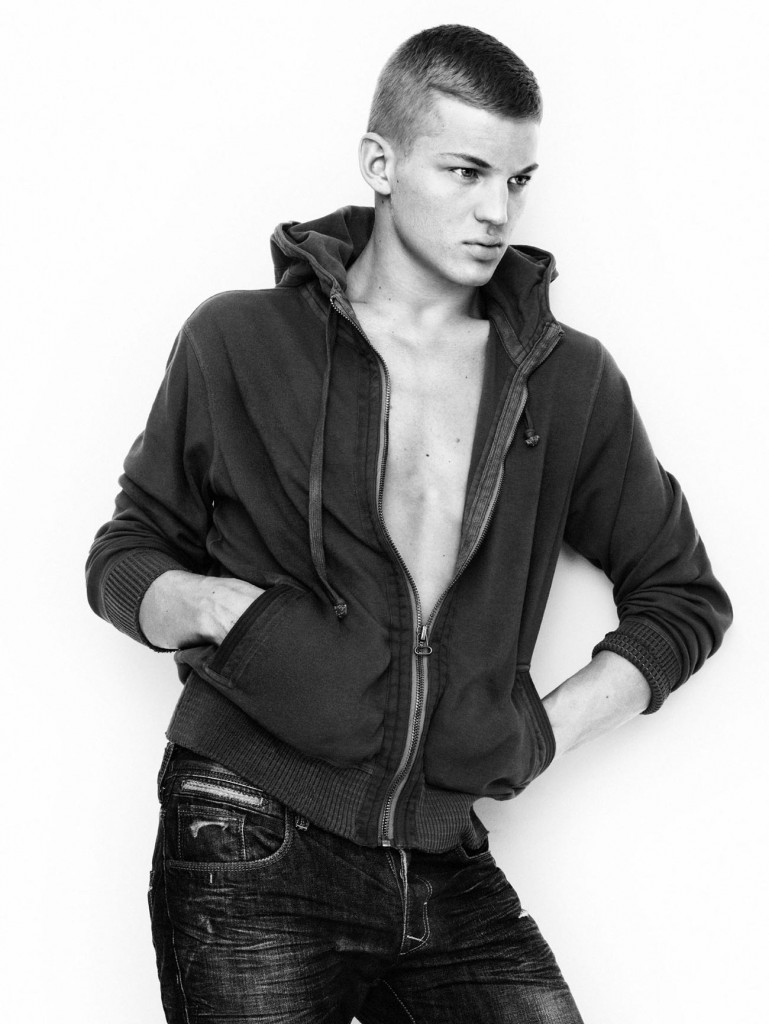 Zara Young Man 2011ĹƬ ͼƬ