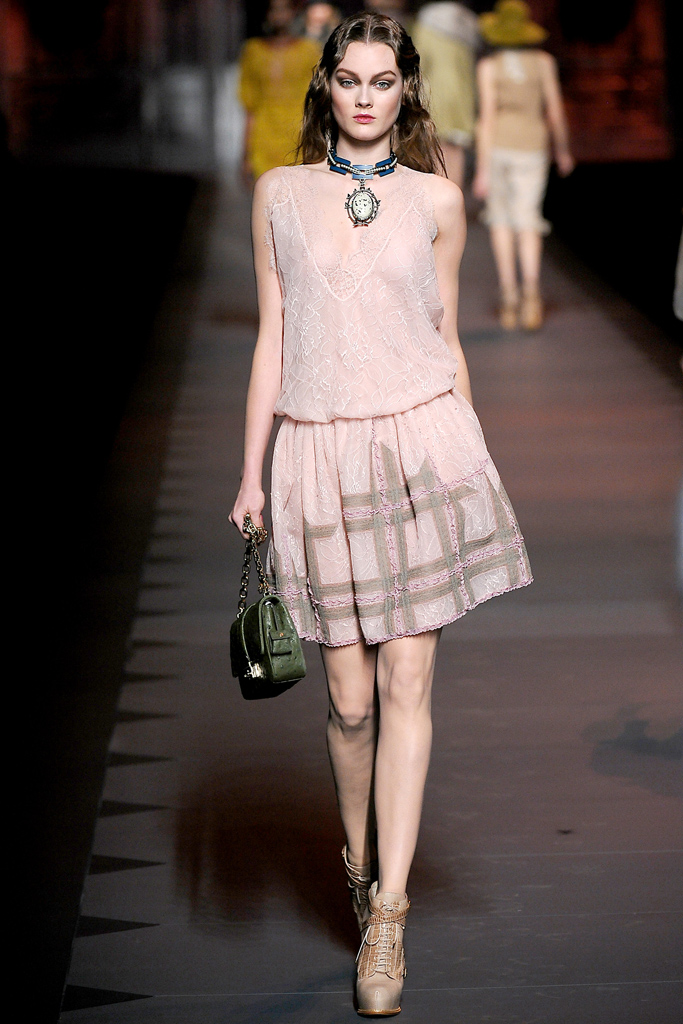 Christian Dior 2011ﶬ ͼƬ