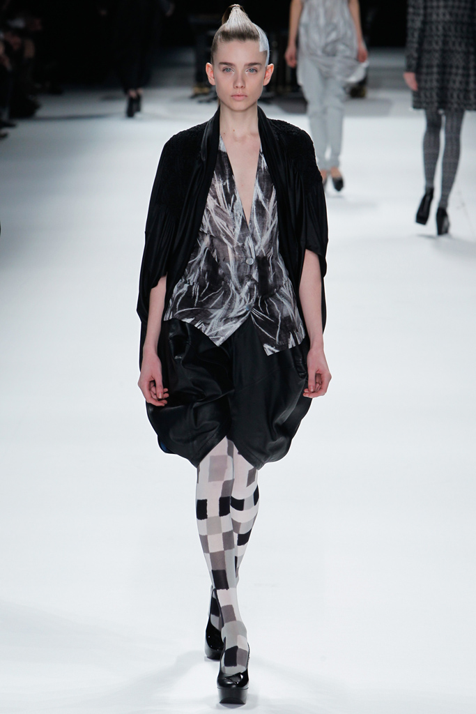 Issey Miyake 2011ﶬ ͼƬ