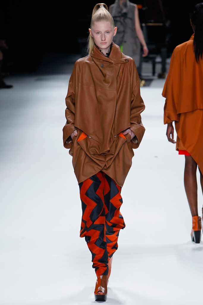 Issey Miyake 2011ﶬ ͼƬ