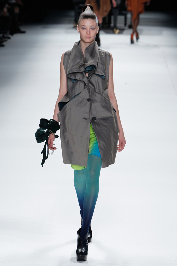 Issey Miyake 2011ﶬ ͼƬ