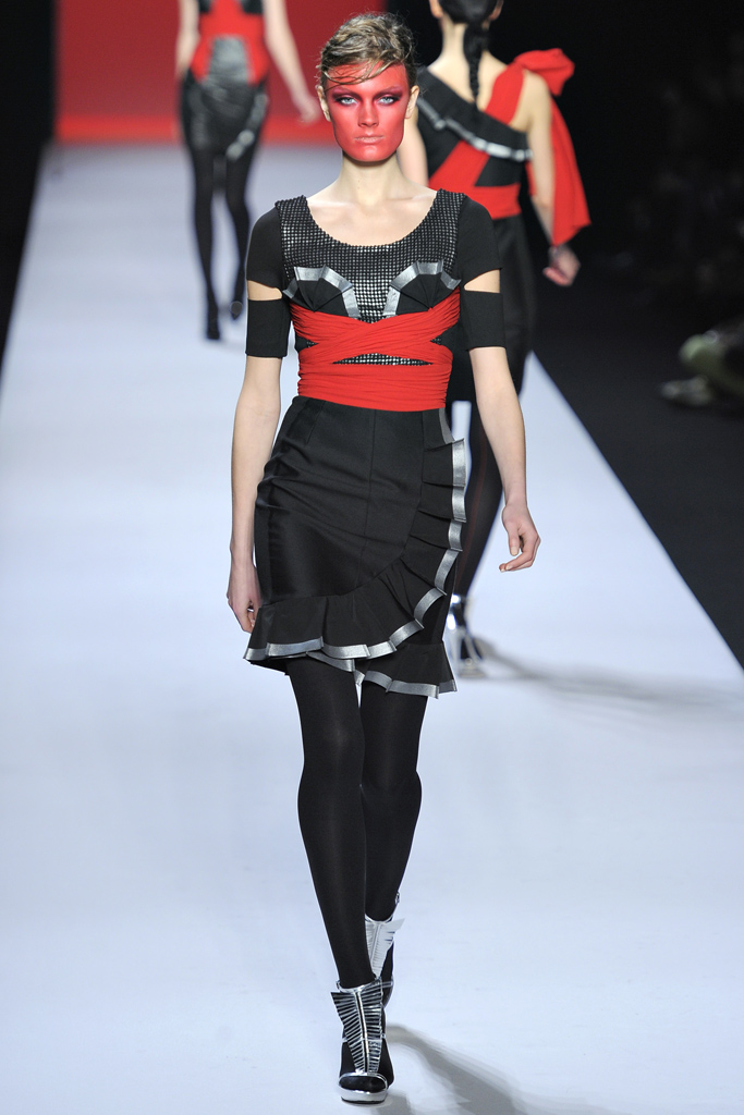 Viktor & Rolf 2011ﶬ ͼƬ