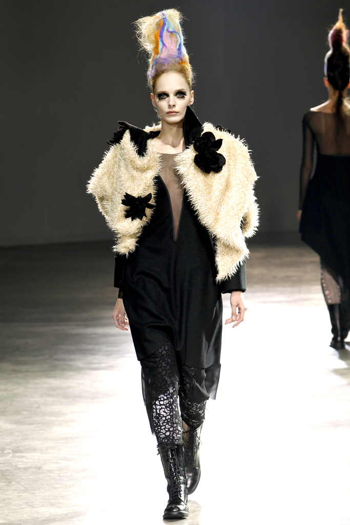 Yohji Yamamoto 2011ﶬ ͼƬ