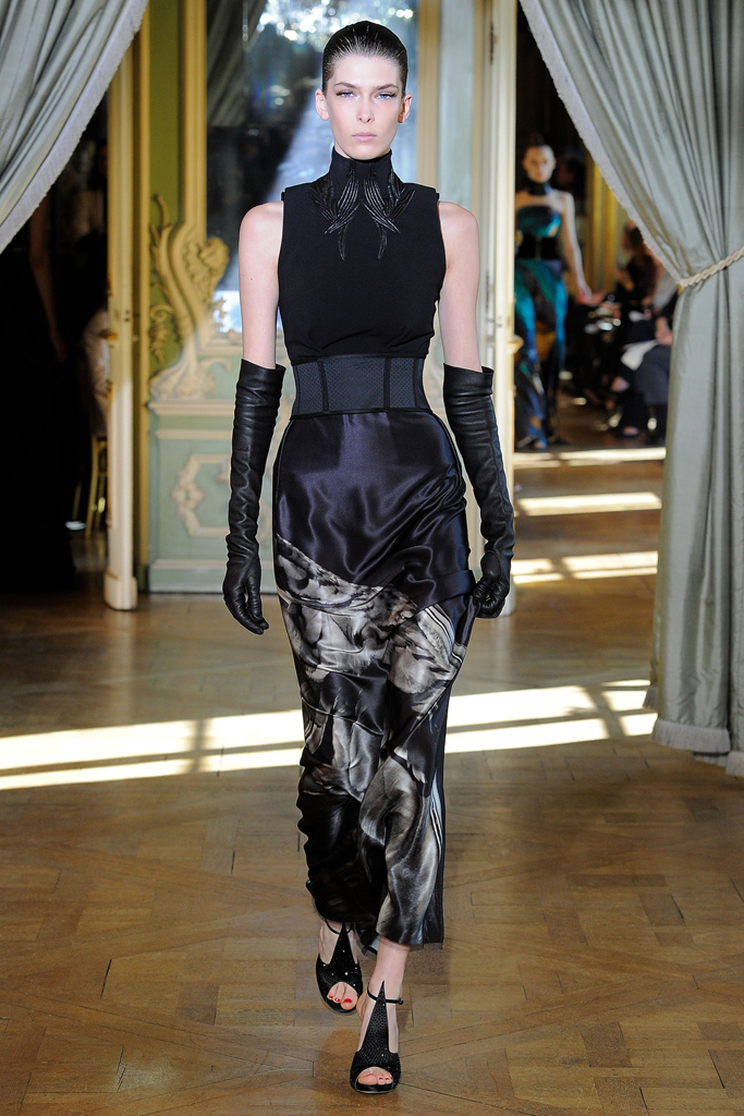 Emanuel Ungaro 2011ﶬ¸ͼƬ