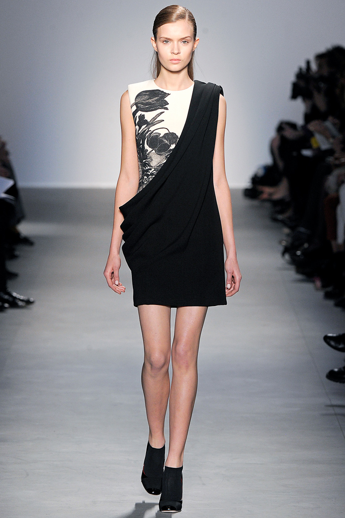 Giambattista Valli 2011ﶬ¸ͼƬ