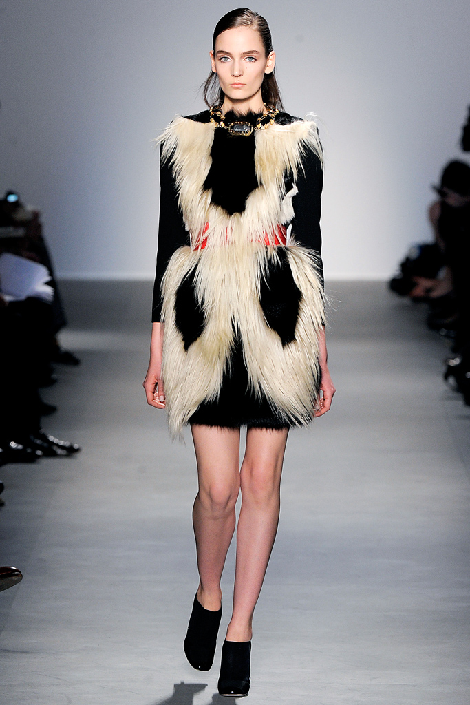 Giambattista Valli 2011ﶬ¸ͼƬ