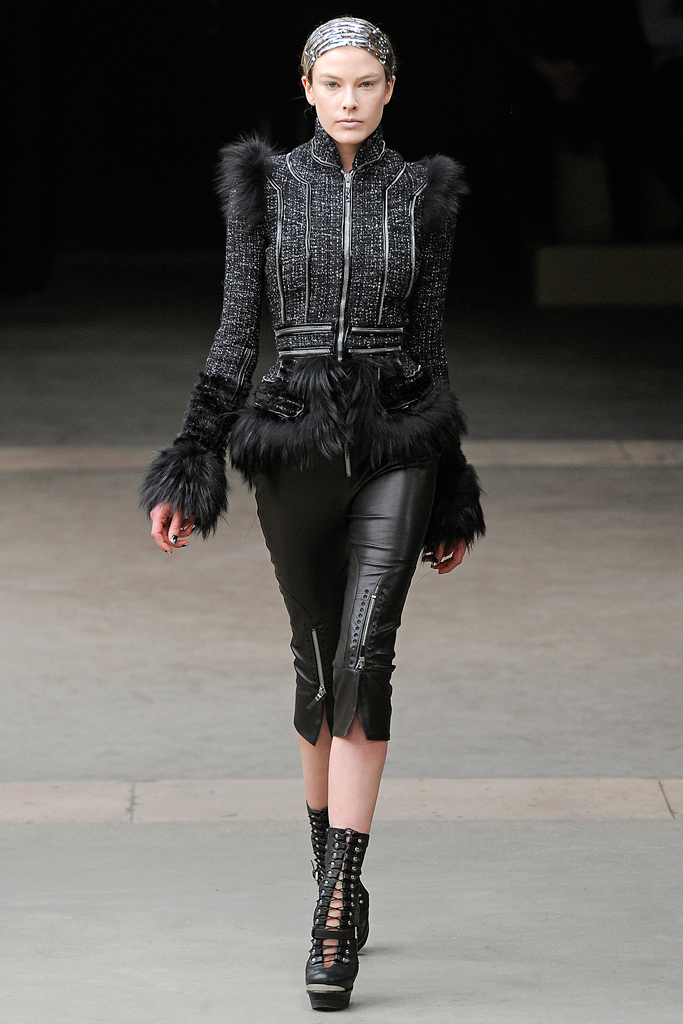 Alexander McQueen 2011ﶬ¸ͼƬ