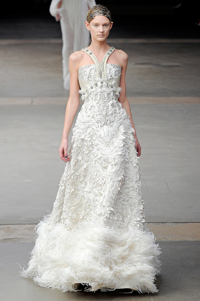 Alexander McQueen 2011ﶬ¸ͼƬ