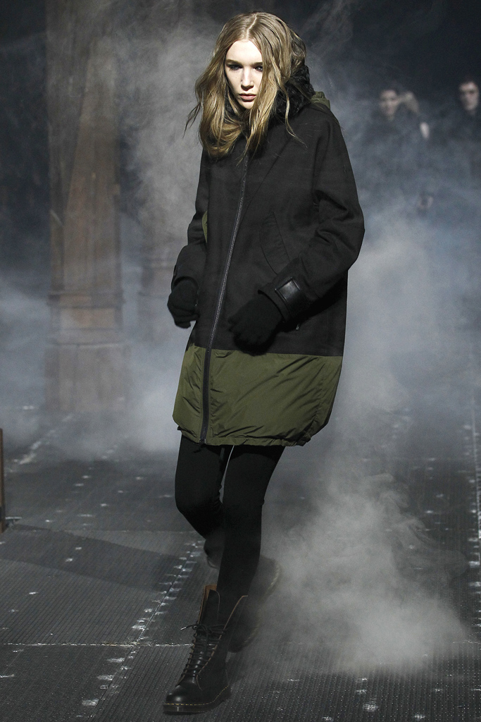 Moncler Gamme Rouge 2011ﶬ¸ͼƬ