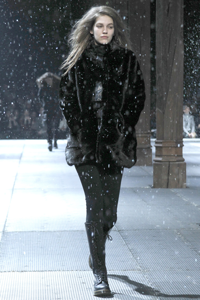 Moncler Gamme Rouge 2011ﶬ¸ͼƬ