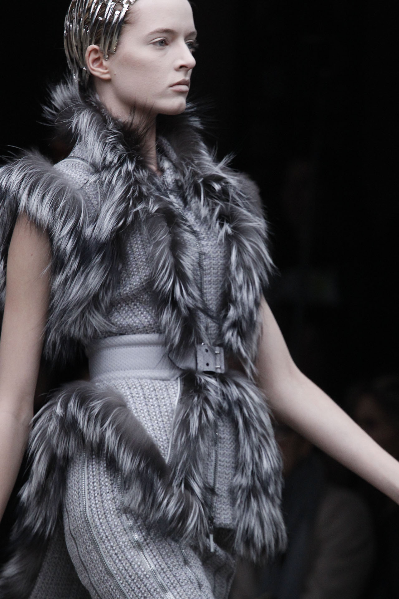 Alexander McQueen 2011ﶬϸڸͼƬ