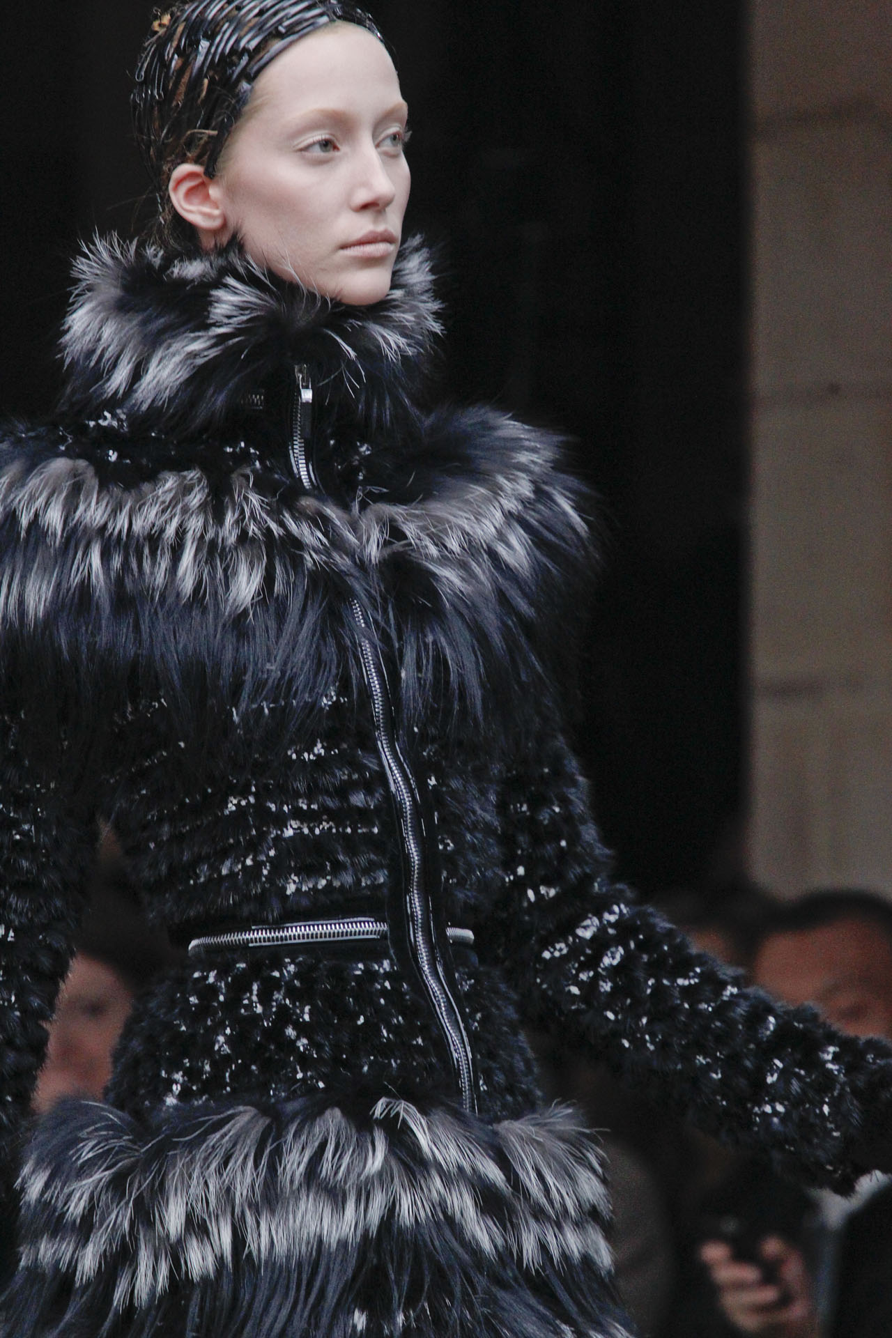 Alexander McQueen 2011ﶬϸڸͼƬ