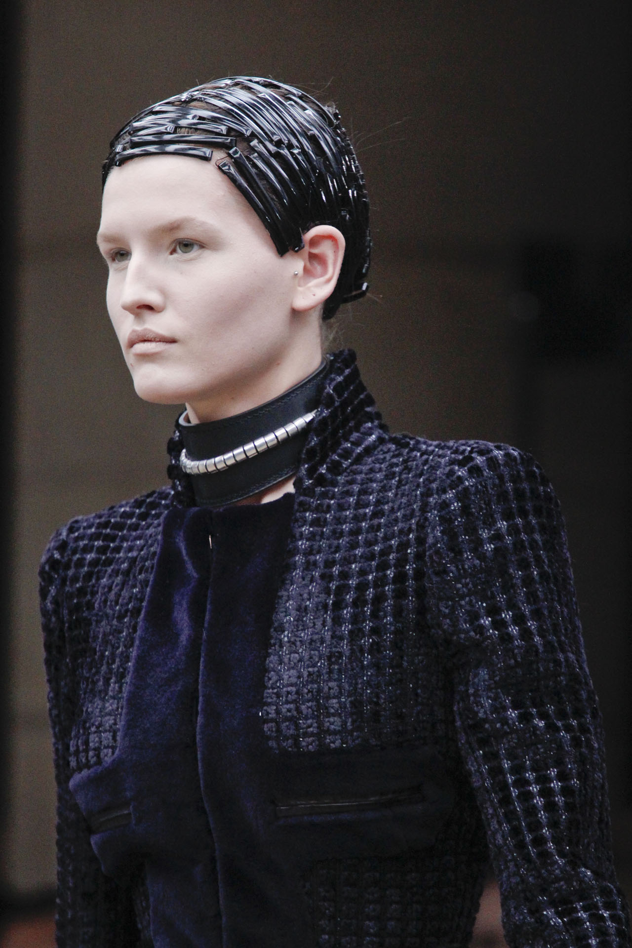 Alexander McQueen 2011ﶬϸڸͼƬ