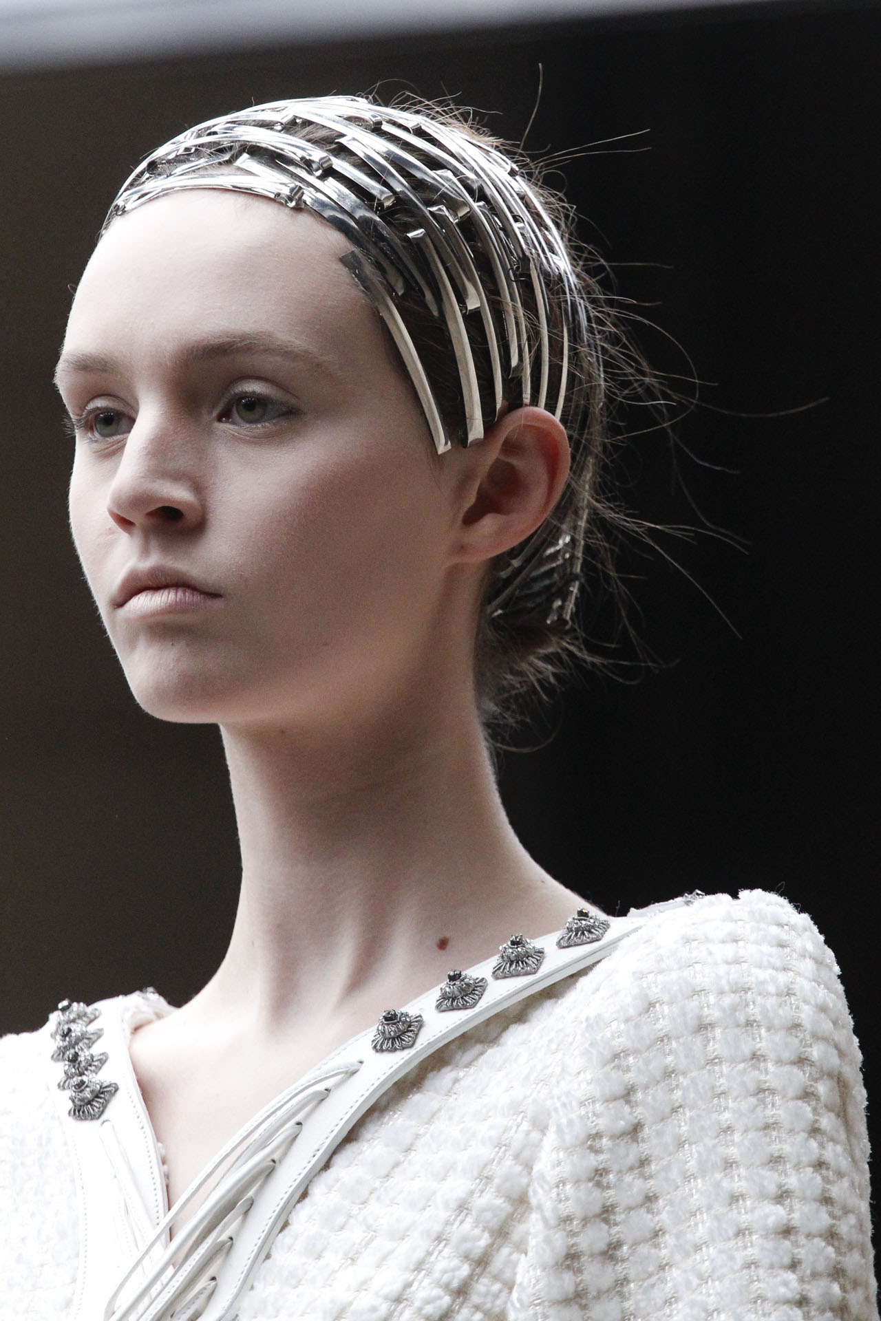 Alexander McQueen 2011ﶬϸڸͼƬ