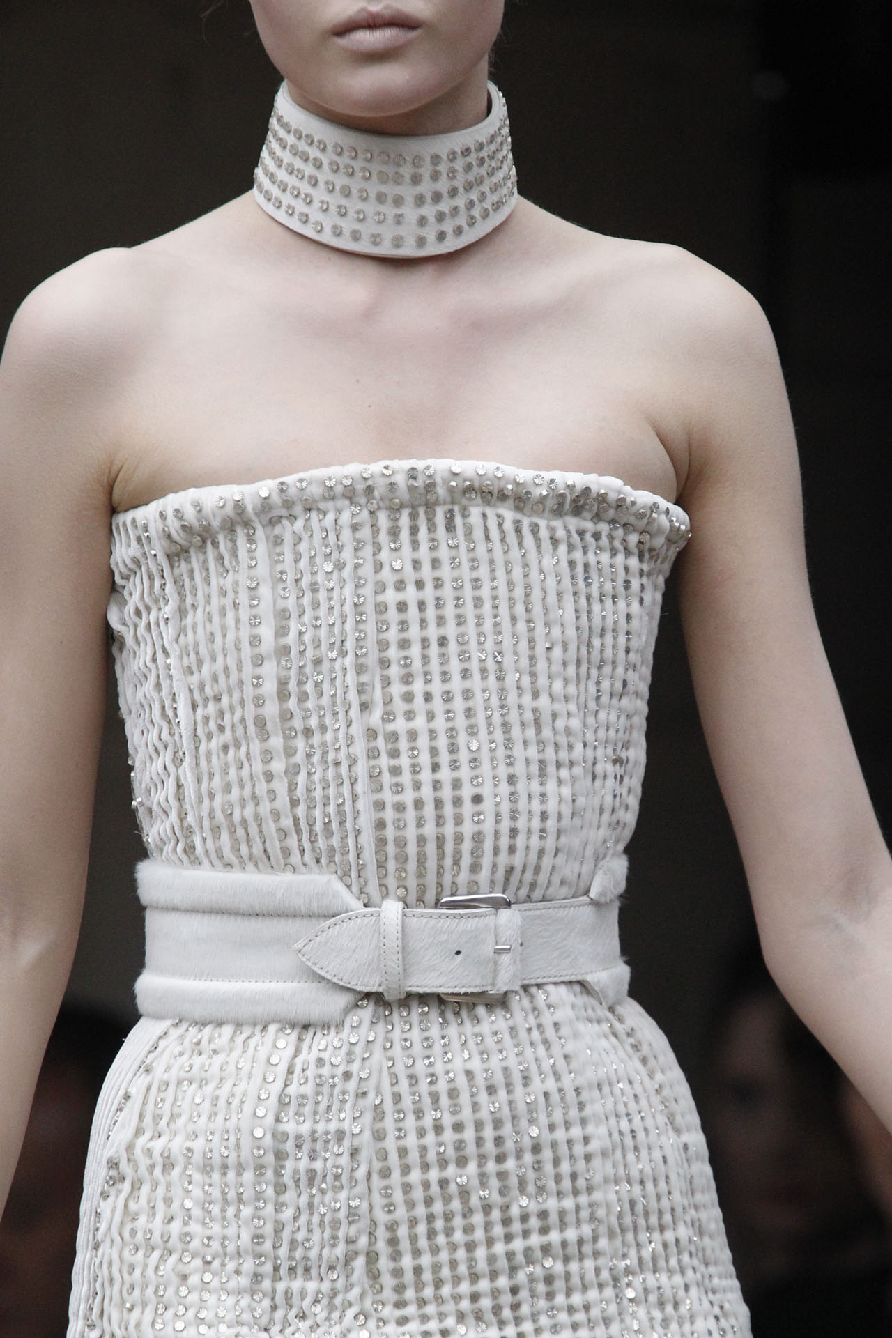 Alexander McQueen 2011ﶬϸڸͼƬ