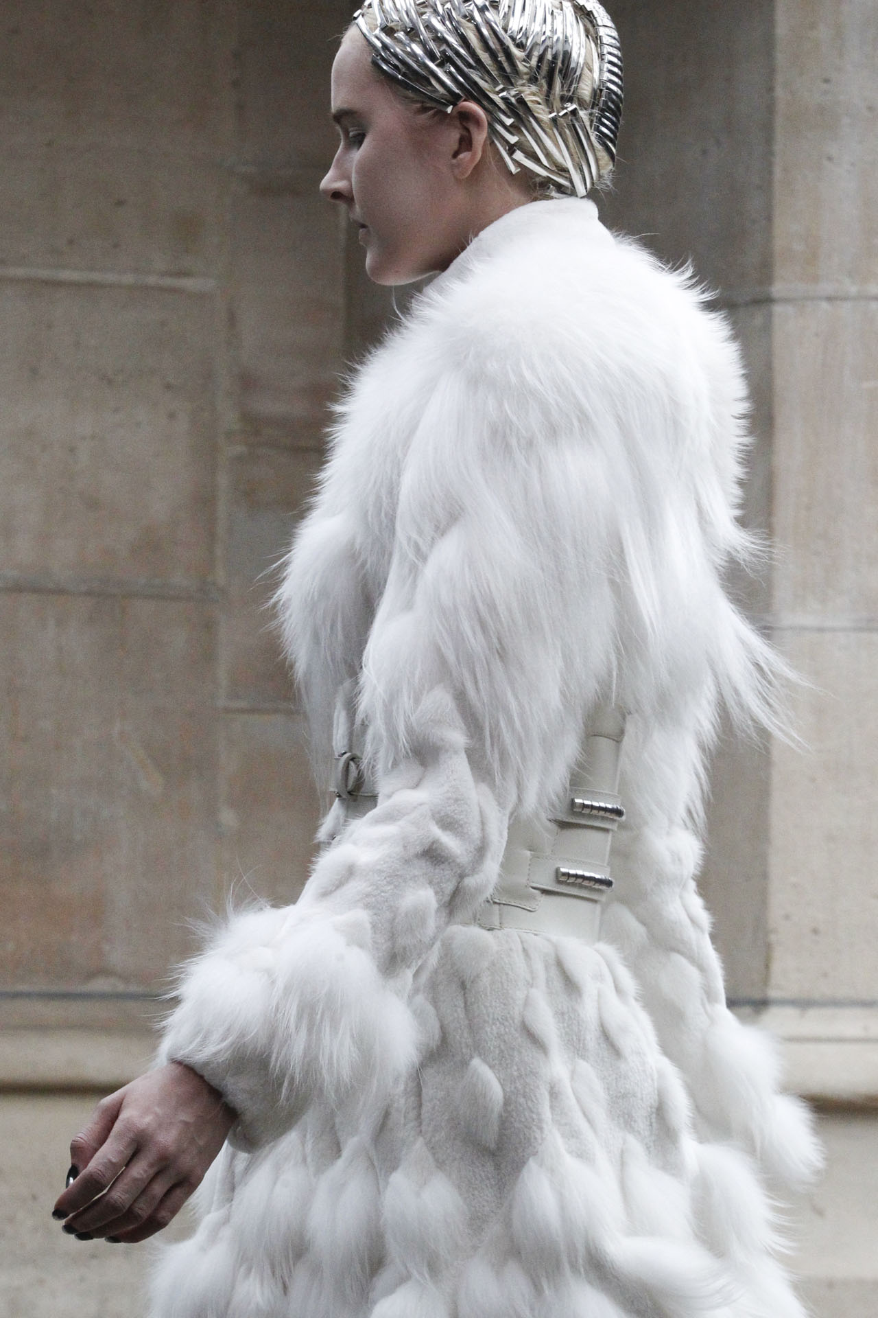 Alexander McQueen 2011ﶬϸڸͼƬ