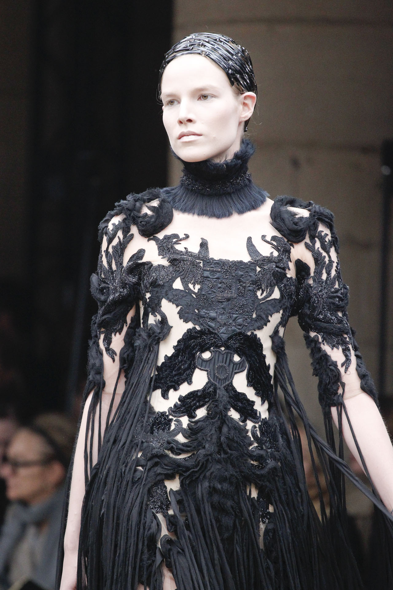 Alexander McQueen 2011ﶬϸڸͼƬ