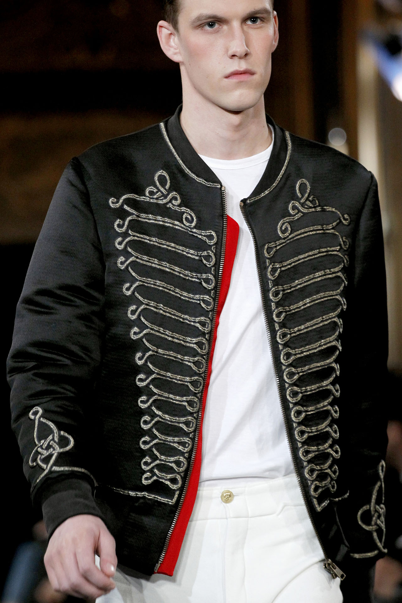 Alexander McQueen 2011ﶬϸڸͼƬ