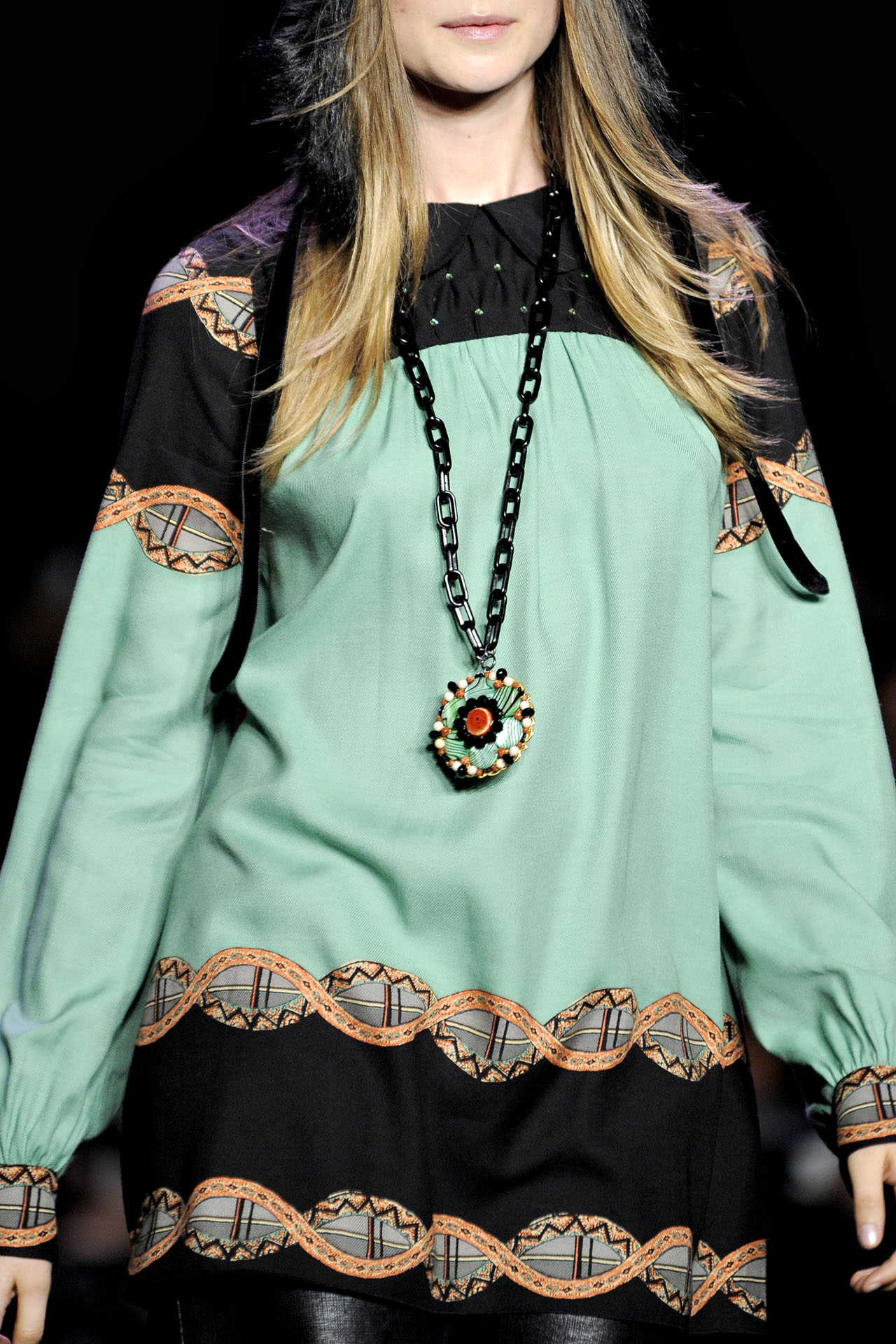 Anna Sui 2011ﶬϸڸͼƬ