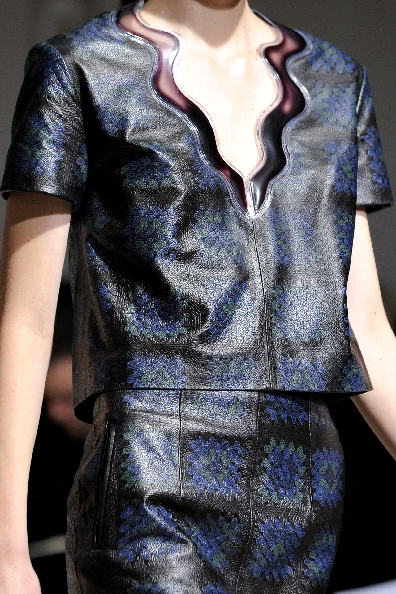 Christopher Kane 2011ﶬϸڸͼƬ