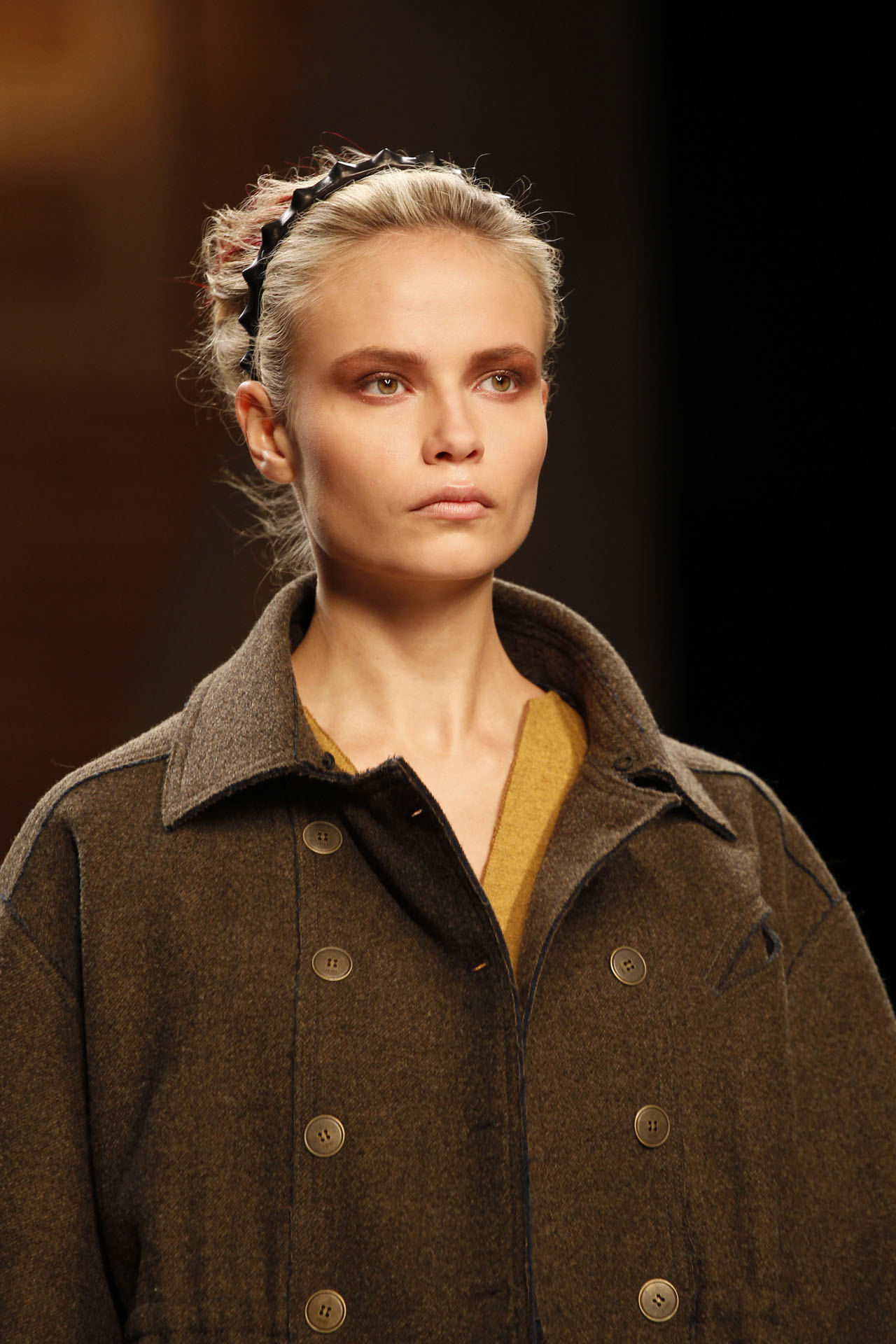 Fendi 2011ﶬϸڸͼƬ