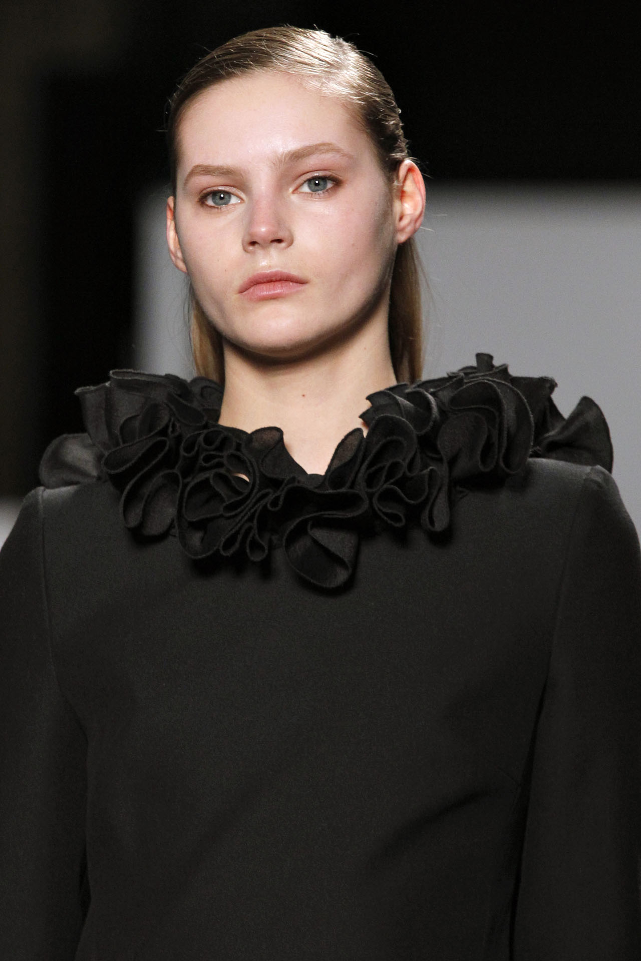 Giambattista Valli 2011ﶬϸڸͼƬ